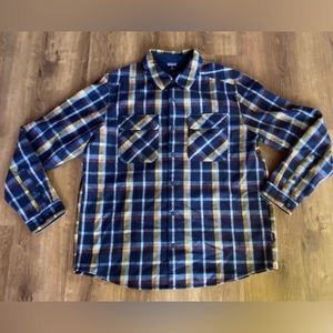 Mens Patagonia Recycled Wool long sleeve button front shirt. XL. Like new.